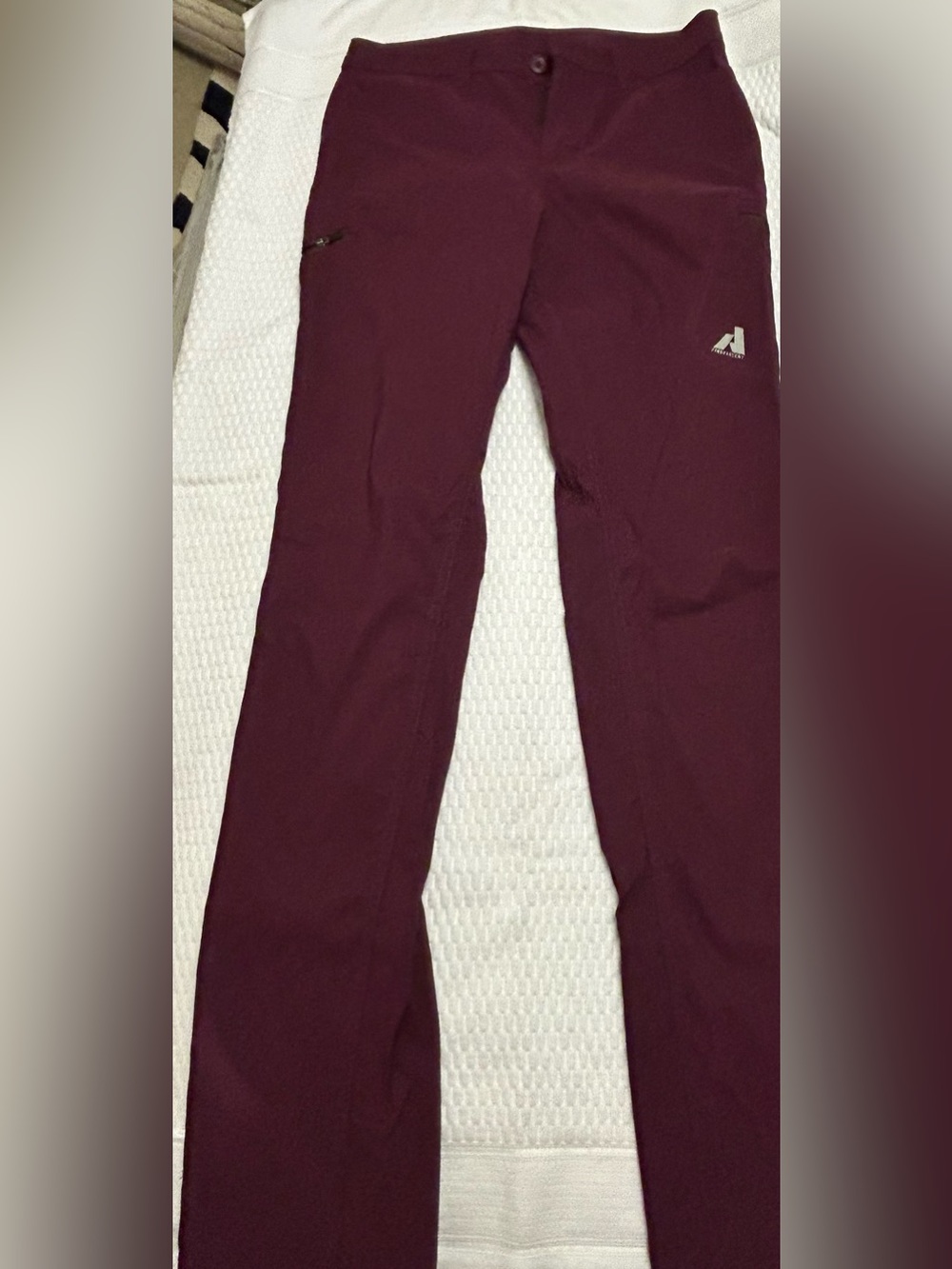 Eddie Bauer First Ascent Hiking Pants Women's 6 Tall Burgundy Stretch